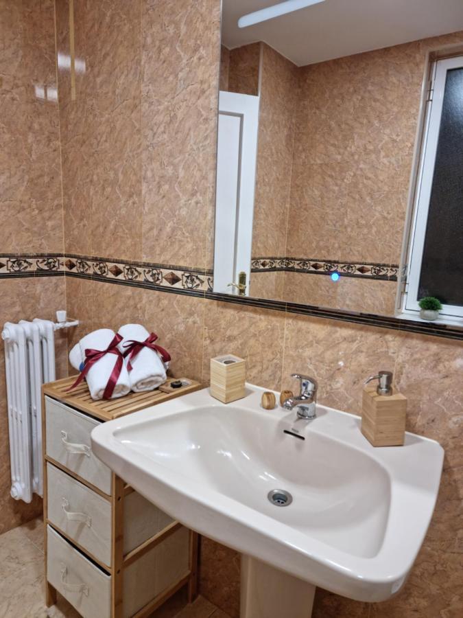 Casa Roman Sport ليون المظهر الخارجي الصورة